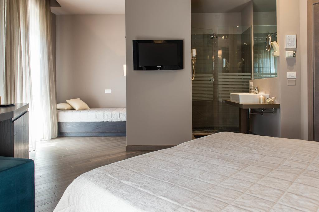 Hotel Belvedere Milano Marittima Exterior photo