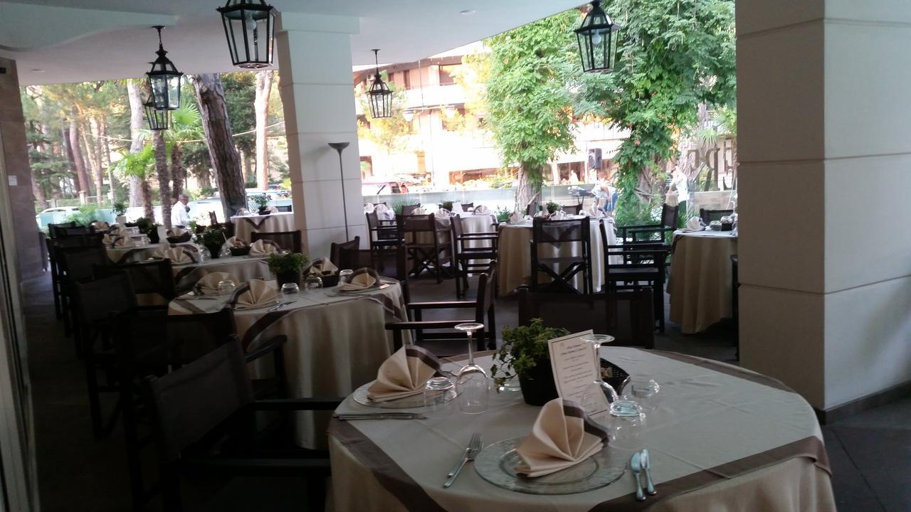 Hotel Belvedere Milano Marittima Exterior photo
